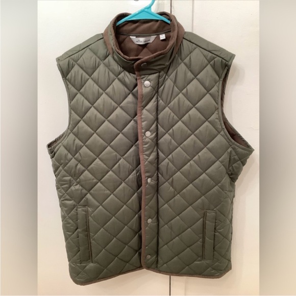 Peter Millar Army Green Quilted Vest Size medium - Picture 4 of 12